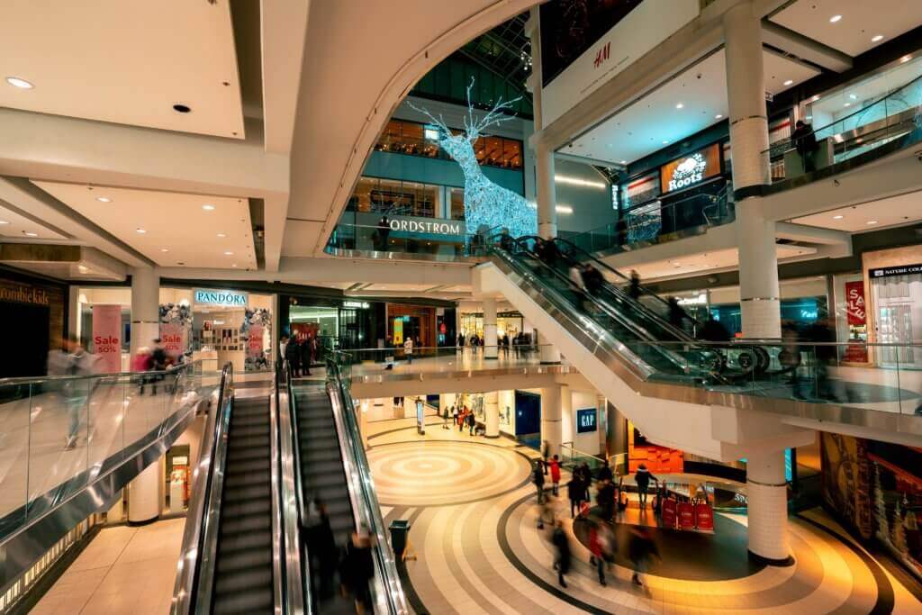 Shopping malls are becoming more and more widespread and popular - Discover  Systems