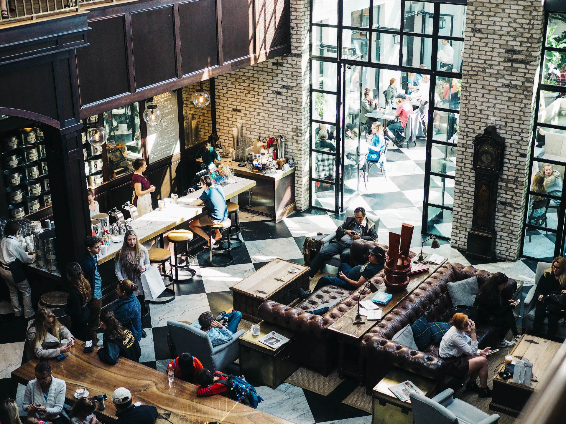 A crowded café that welcomes customers with intellectual disabilities