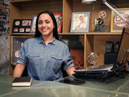 An employee ready to welcome customers with intellectual disabilities